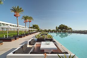 Gennadi Grand Resort