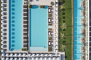 Gennadi Grand Resort