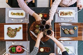 Gennadi Grand Resort