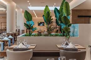 Gennadi Grand Resort