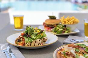 Gennadi Grand Resort