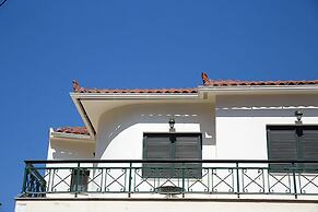 Geo Holidays Studios