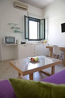 Geo Holidays Studios