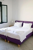 Geo Holidays Studios