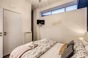 AwesHome - Hanging Gardens