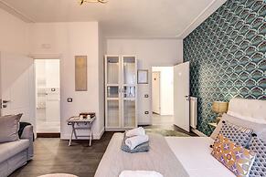 AwesHome - Hanging Gardens