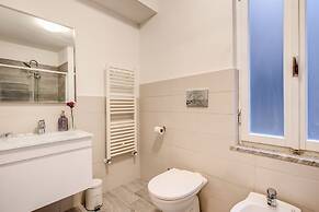 AwesHome - Hanging Gardens