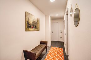 AwesHome - Hanging Gardens