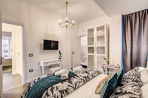 AwesHome - Hanging Gardens