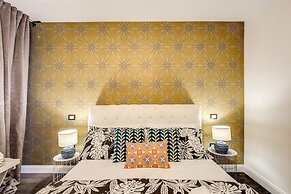 AwesHome - Hanging Gardens