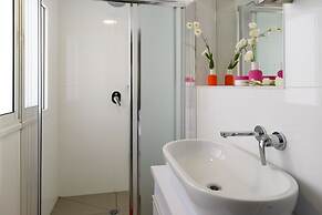 Penthouse & Terrace near Hilton by FeelHome