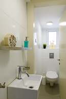 Penthouse & Terrace near Hilton by FeelHome