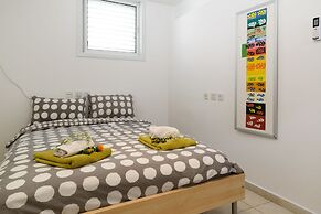 Penthouse & Terrace near Hilton by FeelHome