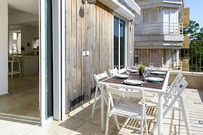 Penthouse & Terrace near Hilton by FeelHome