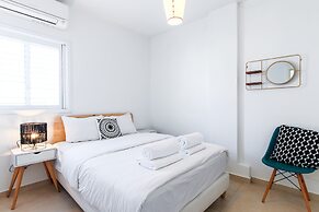 Chic Duplex Penthouse by FeelHome