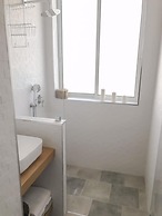 Gordon Beach 2 BR 3rd floor elevator