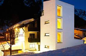 Hotel Mateera