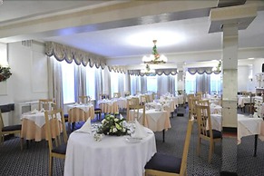 Burley Court Hotel