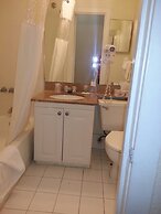 Hollywood Beach Resort-comfortable Large Studio