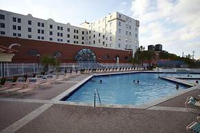 Hollywood Beach Resort-comfortable Large Studio