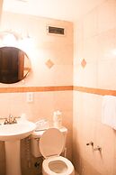 Hollywood Beach Resort-beautiful Studio Sleeps 4