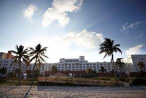 Hollywood Beach Resort- Beautiful Large Studio , Simply the Best Value