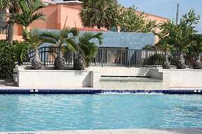Hollywood Beach Resort- Beautiful Large Studio , Simply the Best Value