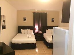 Hollywood Beach Resort- Beautiful Large Studio , Simply the Best Value