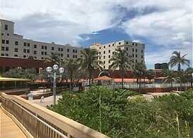 Hollywood Beach Resort- One Bedroom Ocean View