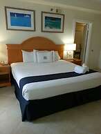 Hollywood Beach Resort -two Bedrooms Sleeps 6