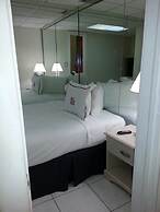 Hollywood Beach Resort -two Bedrooms Sleeps 6