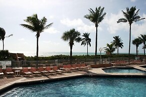 Hollywood Beach Resort -two Bedrooms Sleeps 6