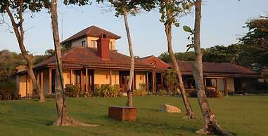 Family Oriented - Private Beach & Horse Stables - Ocean, Pool, & Hot T