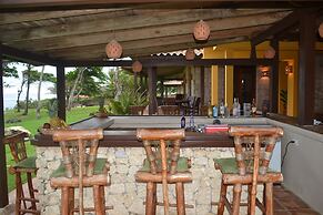 Family Oriented - Private Beach & Horse Stables - Ocean, Pool, & Hot T