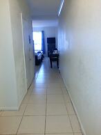 Hollywood Beach Resort- Large Studio Sleeps 4