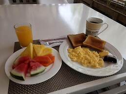 Tuanis B&B Tamarindo