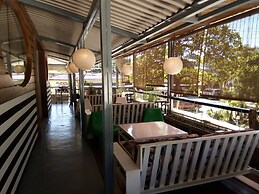 Tuanis B&B Tamarindo