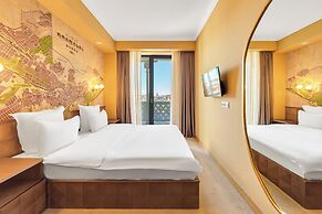 Amante Narikala Hotel