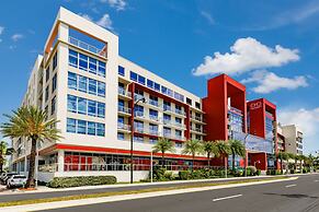 Costa Hollywood Beach Resort