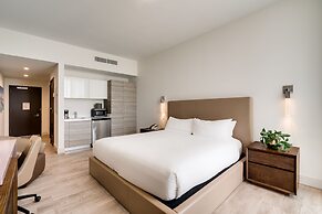 Costa Hollywood Beach Resort