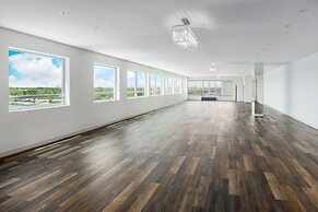 Costa Hollywood Beach Resort