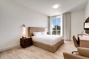 Costa Hollywood Beach Resort