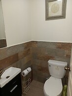 Ella's Park View Townhouse Crown Point