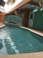 Ella's Park View Townhouse Crown Point