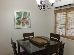 Ella's Park View Townhouse Crown Point