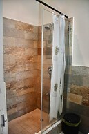 Ella's Park View Townhouse Crown Point