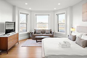 Charlesgate Suites