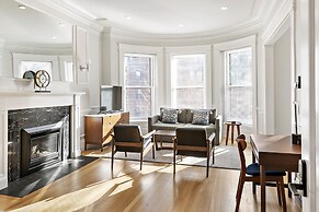 Charlesgate Suites