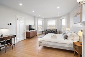 Charlesgate Suites