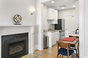 Charlesgate Suites